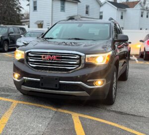 2017 GMC Acadia SLE
