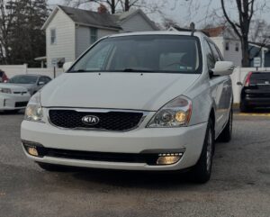2014 Kia Sedona LX